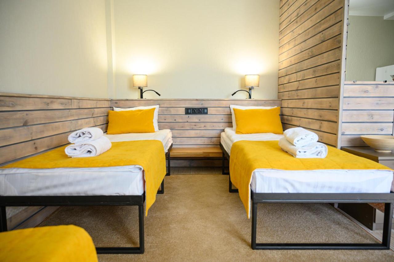 Space Apart Hotel Lutsʼk Esterno foto